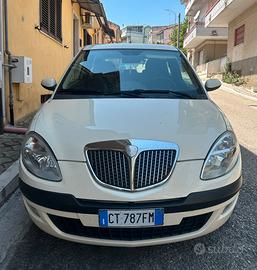 Lancia Ypsilon 1.3 Multijet 69 CV - Diesel
