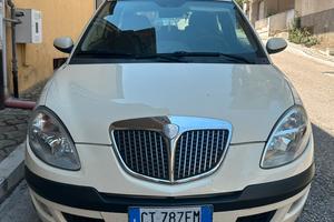 Lancia Ypsilon 1.3 Multijet 69 CV - Diesel