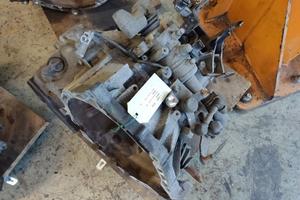 Cambio TOYOTA YARIS 1364cc diesel del 2007