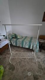 Stand appendiabiti regolabile in altezza