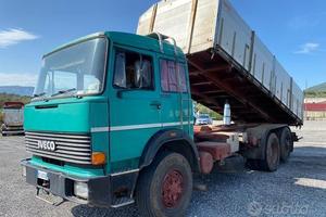Iveco 190-38 3 Assi RIBALTABILE TRILATERALE 3 Assi