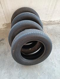 4 gomme estive 215/65 R 16