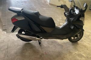 Aprilia 200 atlantic