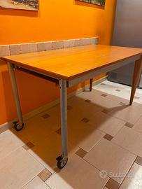 Tavolo cucina ciliegio