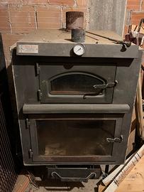 Termocamino con forno integrato