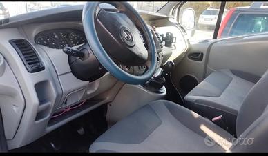 Opel Vivaro Passo Lungo 