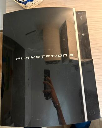 PlayStation 3 PS3 Fat non funzionante per ricambi