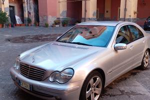 Mercedes classe C 220 CDI anno 2002