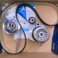 Kit cinghia distribuzione e pompa acqua Golf 5
