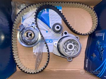 Kit cinghia distribuzione e pompa acqua Golf 5