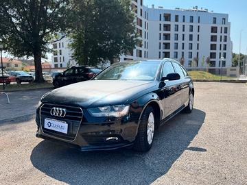 Audi A4 2.0 tdi Advanced 143cv multitronic