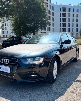 Audi A4 2.0 tdi Advanced 143cv multitronic