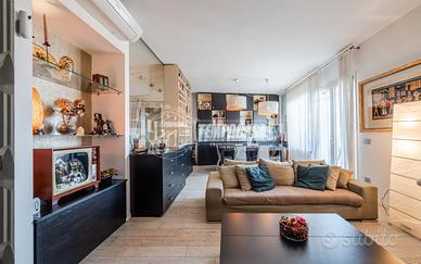 Unico ed Esclusivo Attico di 209 mq in Zona Maggio