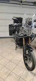 Tenere 700 World Raid  con accessori, leggi bene!