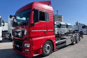 Man TGX 26-440, motrice per casse mobili