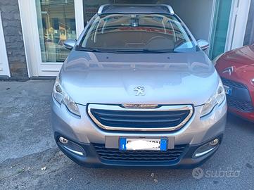 Peugeot 2008 BlueHDi 100 Allure