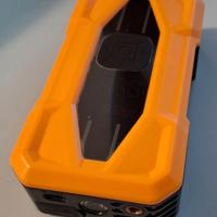 Jump Starter / Avviatore di Emergenza per auto