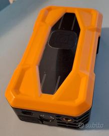 Jump Starter / Avviatore di Emergenza per auto