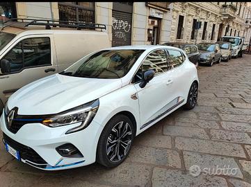 Renault Clio Hybrid limited edition
