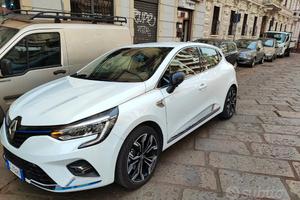 Renault Clio Hybrid limited edition