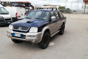 Mitsubishi L200 2.5 TD 4WD Double Cab AUT+GANCIO