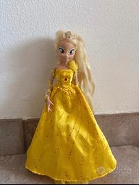 Bambola Winx Stella millenium ball
