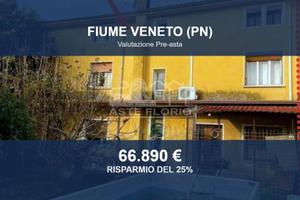 Immobile in asta di 233 m² con più di 5 locali a F