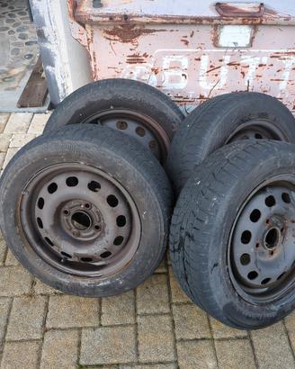 cerchi 14 pollici 5.5x14 et 37.5 Ford fiesta