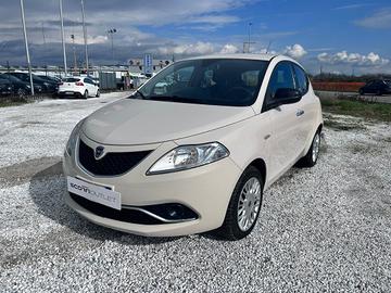 LANCIA Ypsilon III 2015 - Ypsilon 1.2 Gol U1053203