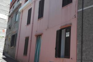 Casa a schiera da ristrutturare