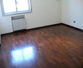 4 vani zona calatafimi alta con cantina e p.auto