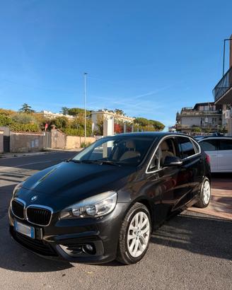 Bmw 2er Active Tourer 218d Luxury