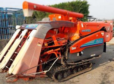Mietitrebbia Kubota SR30