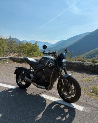 Triumph trident 660