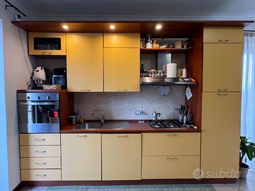 CUCINA COMPLETA ELETTRODOMESTICI 330cm