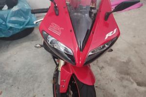 Yamaha R1 2023