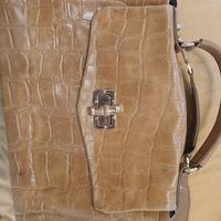 Borsa stupenda in pelle made in Italy costo 150