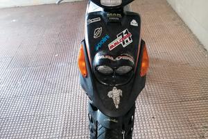 scooter Yamaha spy