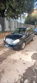 Lancia y