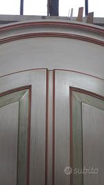 Armadio in stile patinato decape'