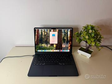 MacBook Air 2022 M2 Garanzia 12 Mesi Fattura Apple