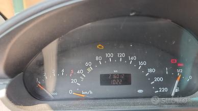 auto mercedes