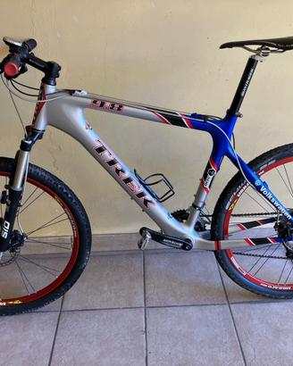 MOUNTAIN BIKE TREK 9.8 Volkswagen Team Edition
