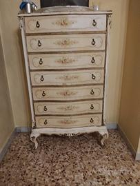 cassettiera stile veneziano 