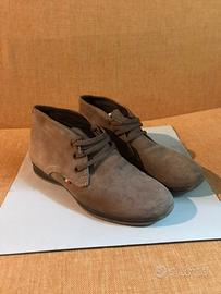 Scarpa in camoscio N 42