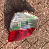Fanale posteriore destro Honda Jazz anno 2009