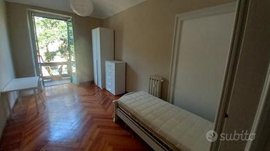 Camera in condivisione per studenti