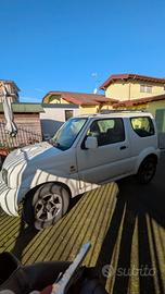 Suzuki Jimny 1.5 DDiS 4wd bianco