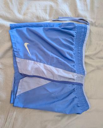 Short donna Nike Dri-fit nuovo