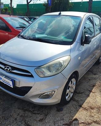 HYUNDAI i10 1.1 12V 69cv 5 porte CLIMA OK NEOPAT